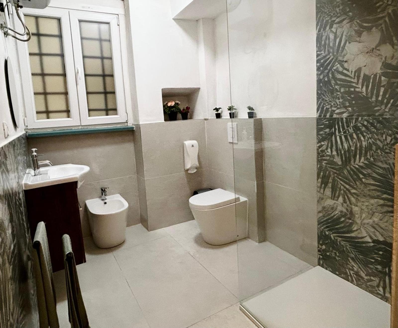 New Apartment 2 Minute From The Port Livorno Exterior photo